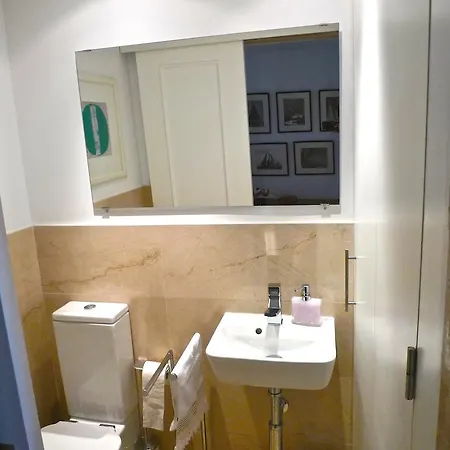 Vista Apartment *